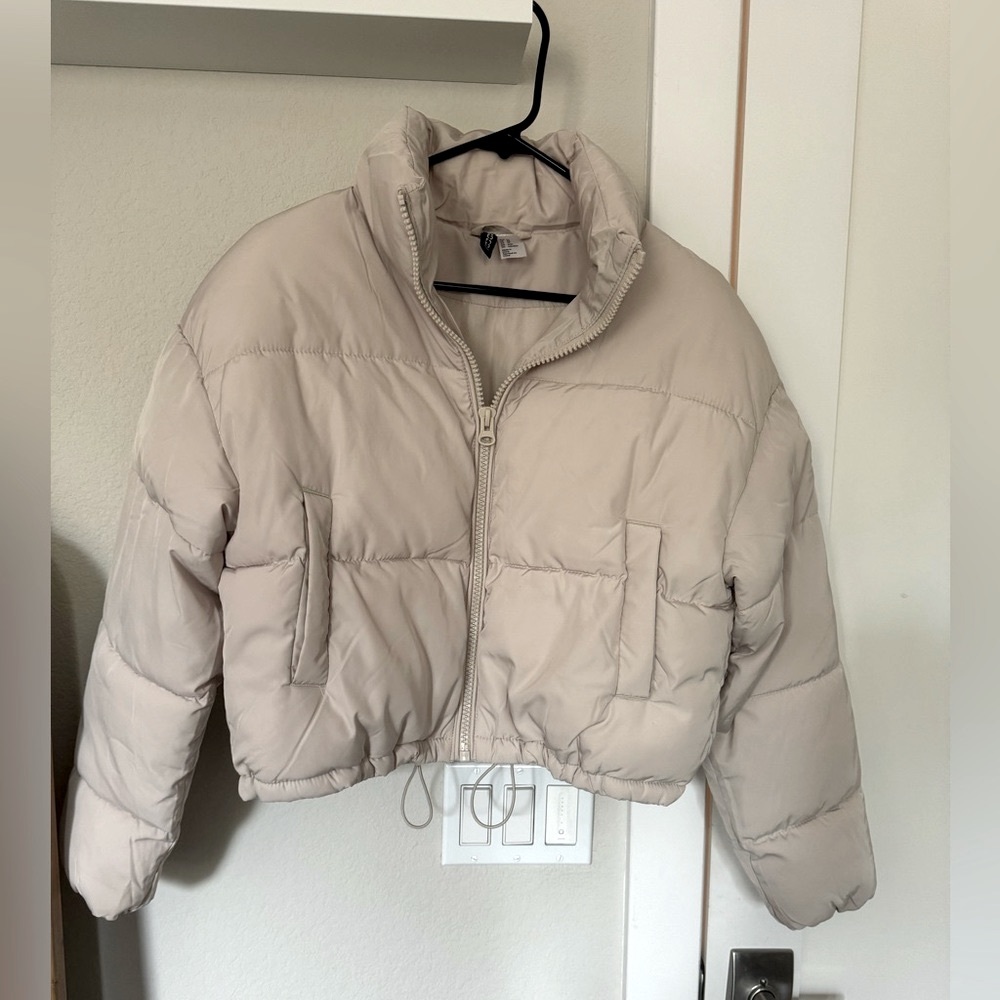 H&M Beige Puffer Size XS